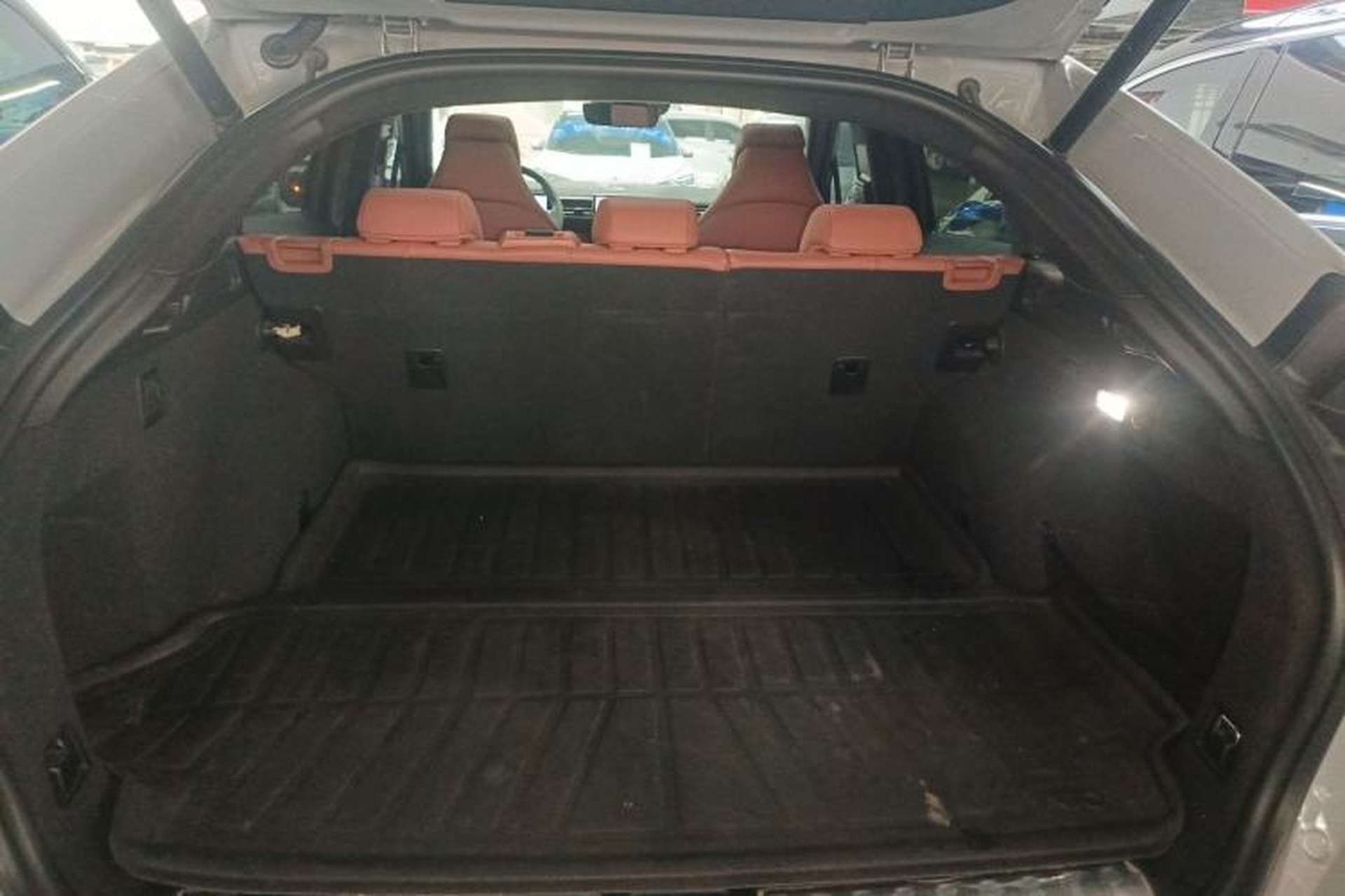 Used Nio EC6 2020 440 km Performance Version Trunk