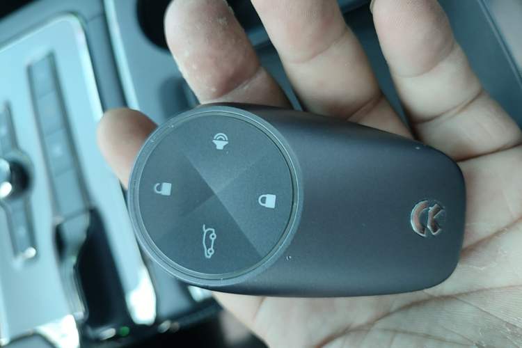 Used Nio EC6 2020 605 km Sport Edition Vehicle Key