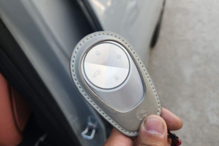 Used Nio EC6 2020 605 km Sport Edition Vehicle Key