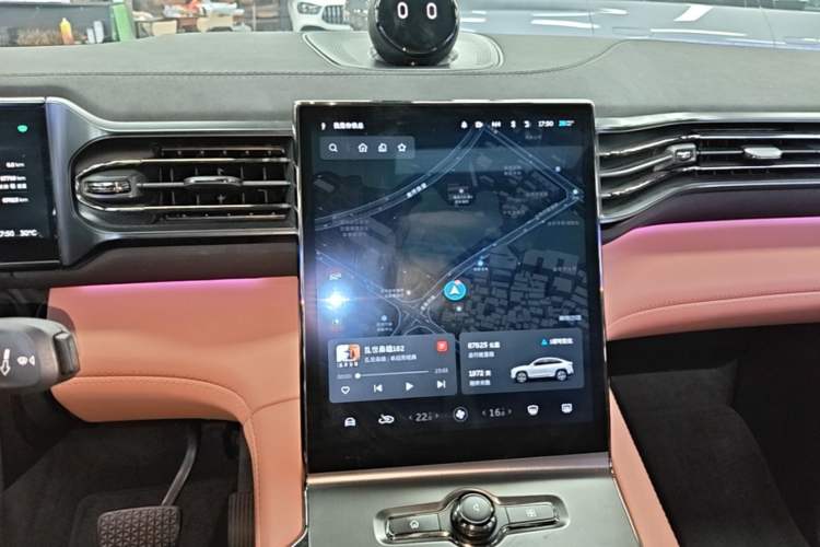 Used Nio EC6 2020 430 km Sport Version Audio And AC Panel