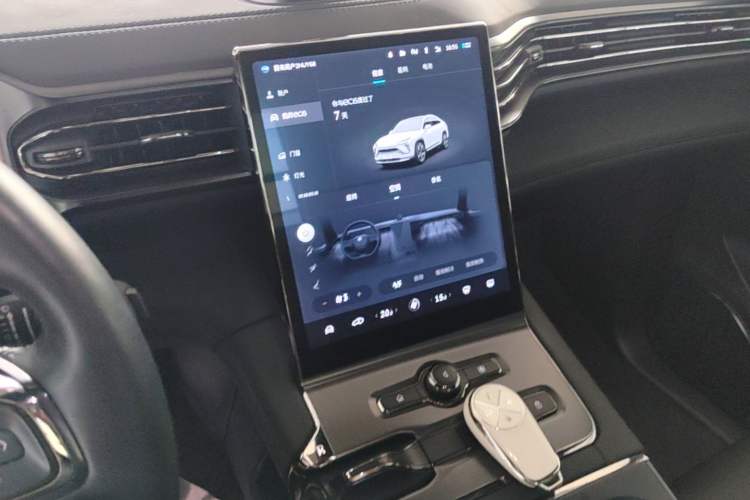 Used Nio EC6 2020 430 km Sport Version Audio And AC Panel