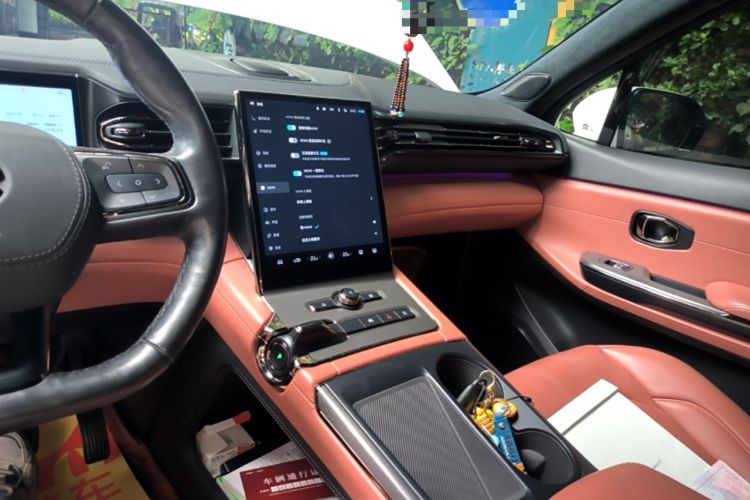 Used Nio EC6 2020 465 km Sport Edition Audio And AC Panel