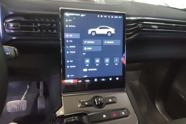 Used Nio EC6 2020 465 km Sport Edition Audio And AC Panel