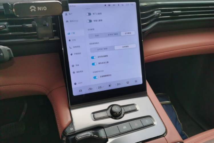 Used Nio EC6 2020 615 km Signature Edition Audio And AC Panel