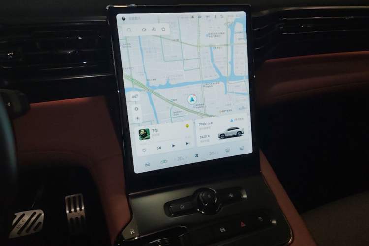 Used Nio EC6 2020 430 km Sport Version Audio And AC Panel