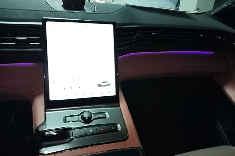 Used Nio EC6 2020 615 km Performance Edition Center Console