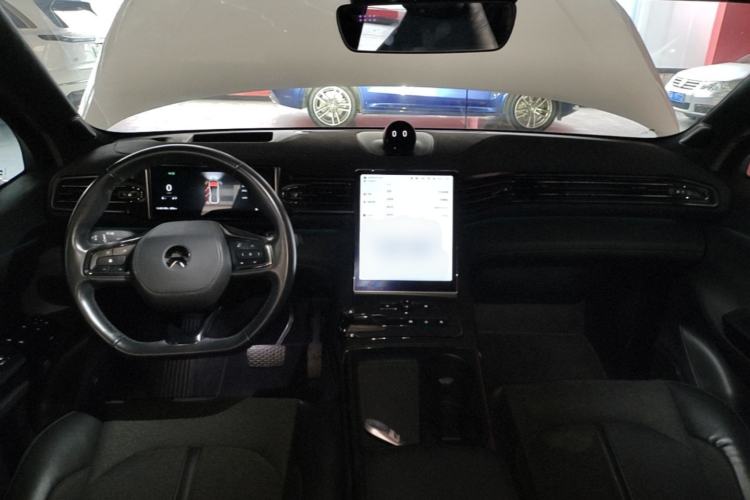 Used Nio EC6 2020 605 km Sport Edition Center Console