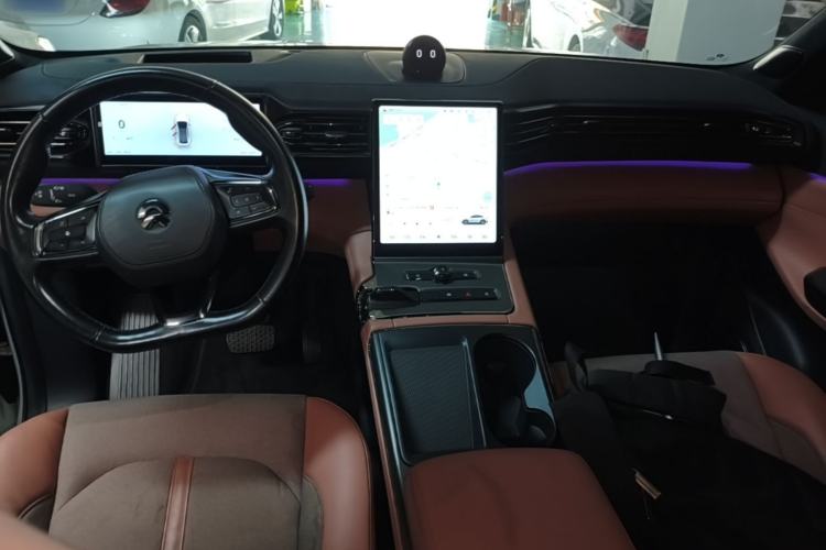 Used Nio EC6 2020 615 km Performance Edition Center Console