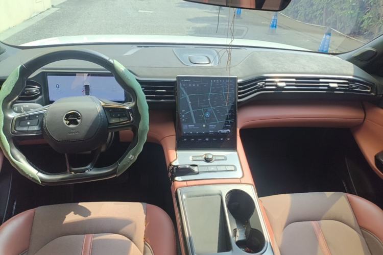 Used Nio EC6 2020 465 km Sport Edition Center Console