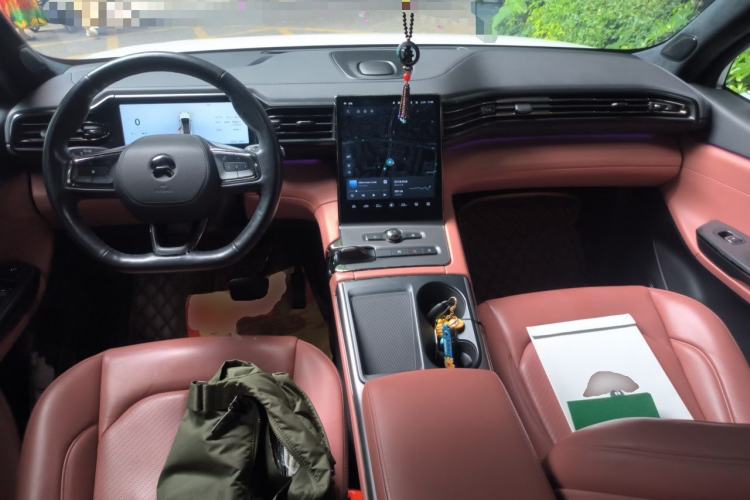 Used Nio EC6 2020 465 km Sport Edition Center Console