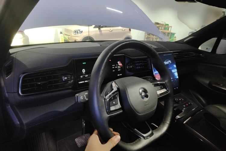 Used Nio EC6 2020 465 km Sport Edition Center Console