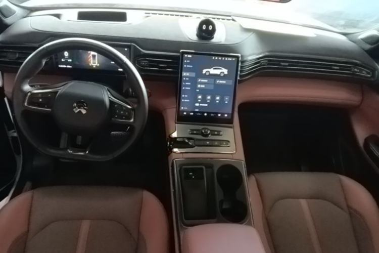 Used Nio EC6 2020 615 km Performance Edition Center Console