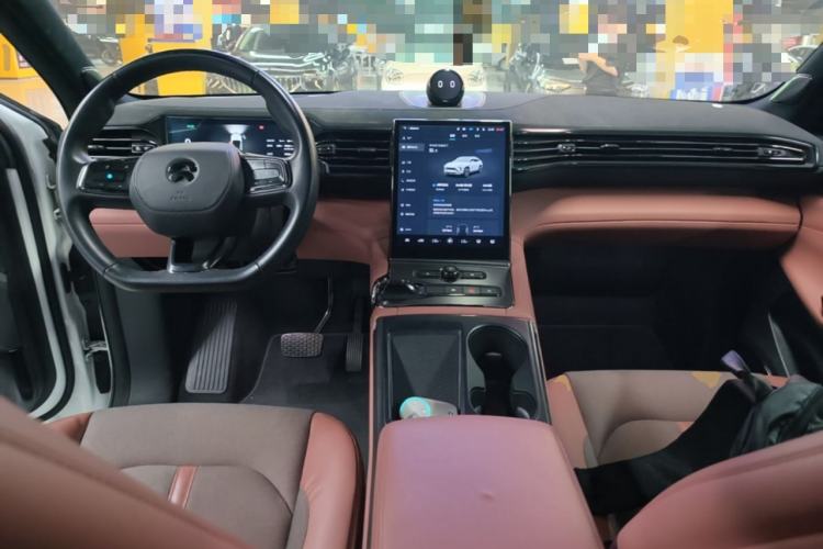 Used Nio EC6 2020 430 km Sport Version Center Console