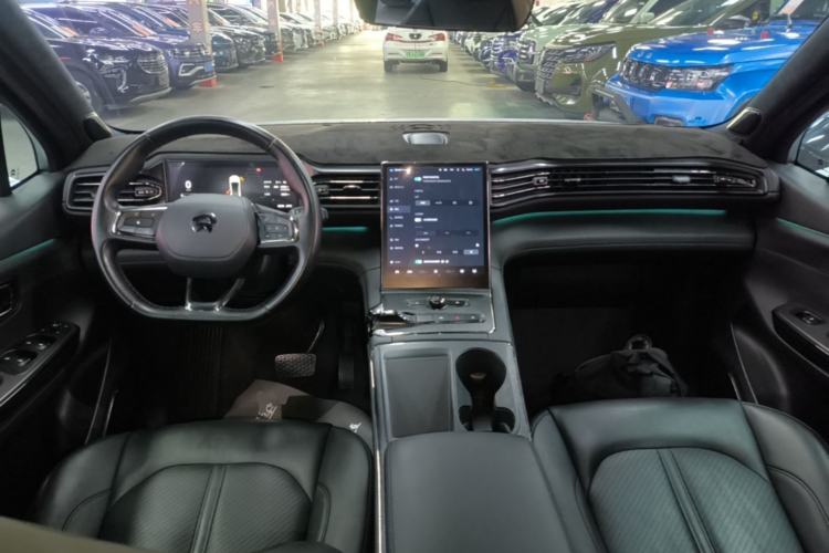 Used Nio EC6 2020 465 km Sport Edition Center Console