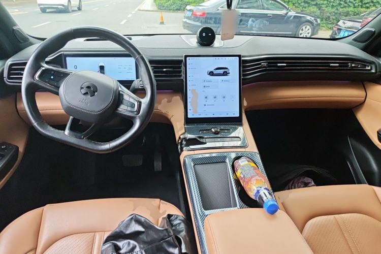 Used Nio EC6 2020 440KM Signature Edition Center Console