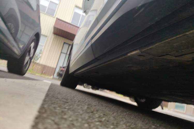 Used Nio EC6 2020 605 km Sport Edition Chassis Rear Left