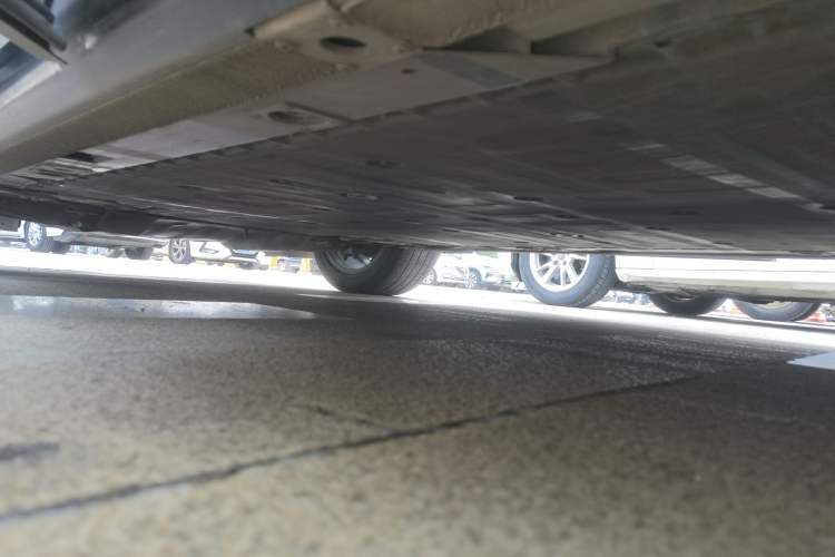 Used Nio EC6 2020 605 km Sport Edition Chassis Rear Left