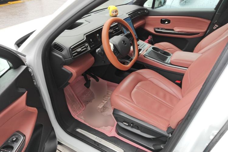 Used Nio EC6 2020 605 km Sport Edition Driver Seat