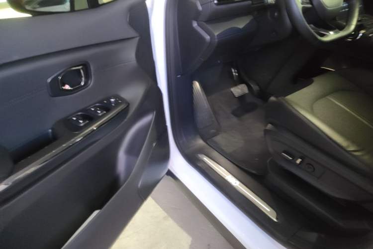 Used Nio EC6 2020 465 km Sport Edition Driver Seat