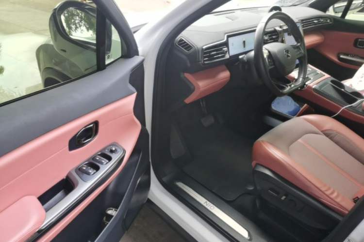Used Nio EC6 2020 615 km Signature Edition Driver Seat