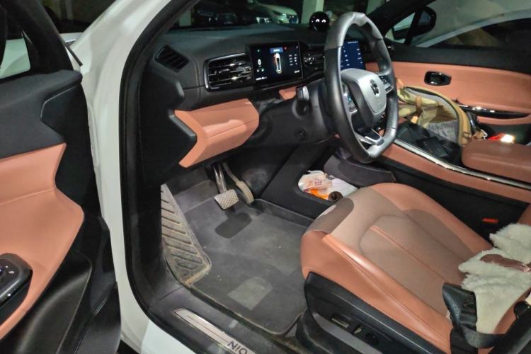 Used Nio EC6 2020 605 km Sport Edition Driver Seat
