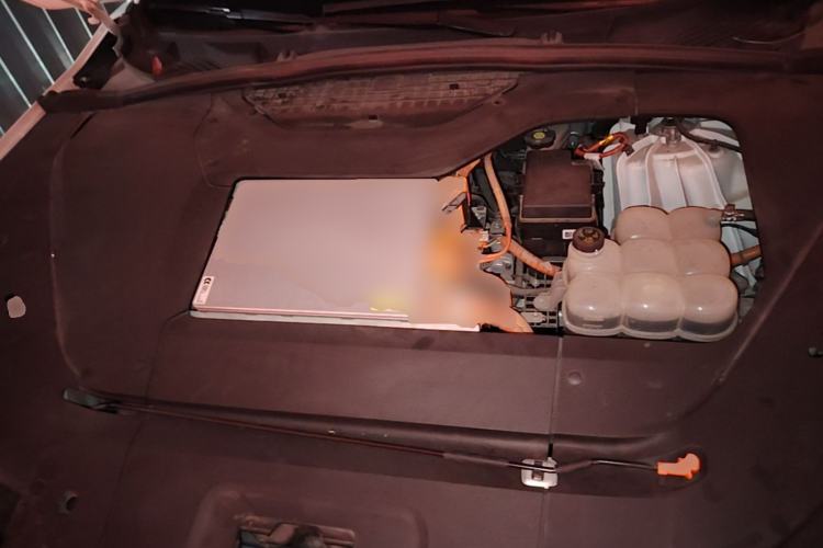 Used Nio EC6 2020 605 km Sport Edition Engine Bay
