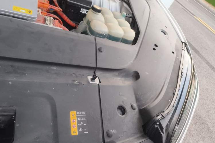Used Nio EC6 2020 440 km Performance Version Engine Bay Left