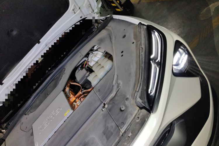 Used Nio EC6 2020 430 km Sport Version Engine Bay Left