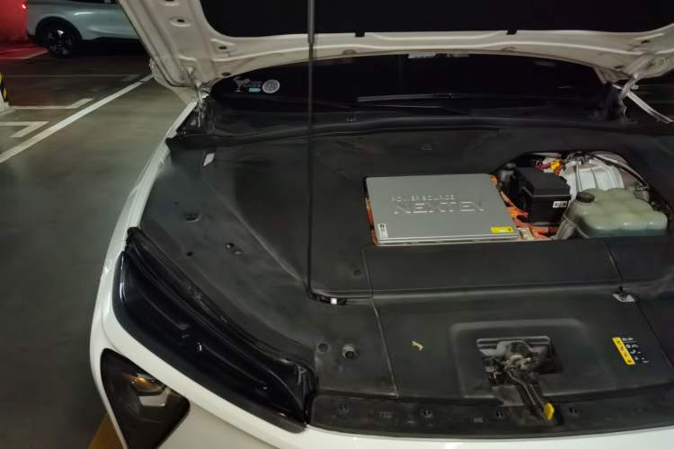 Used Nio EC6 2020 430 km Sport Version Engine Bay Right