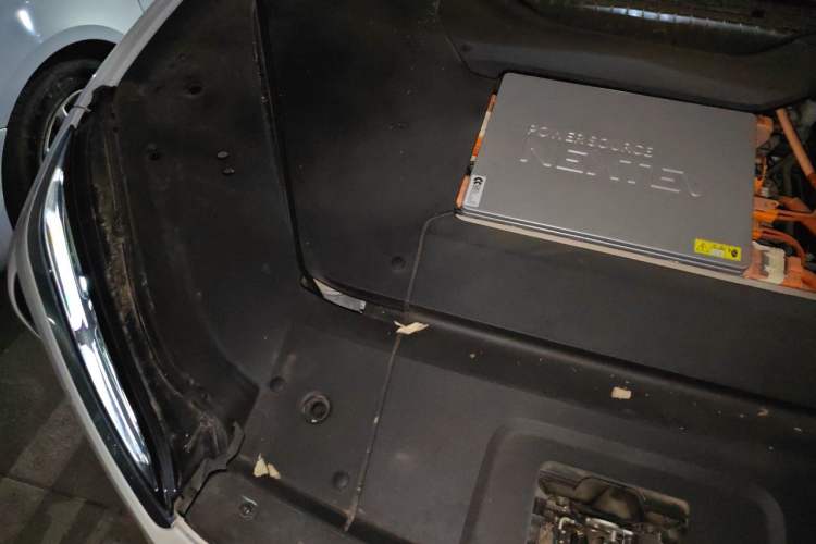 Used Nio EC6 2020 605 km Sport Edition Engine Bay Right