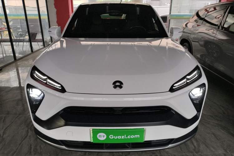 Used Nio EC6 2020 605 km Sport Edition Front