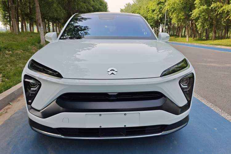 Used Nio EC6 2020 605 km Sport Edition Front