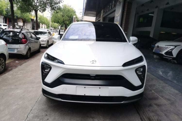 Used Nio EC6 2020 615 km Signature Edition Front