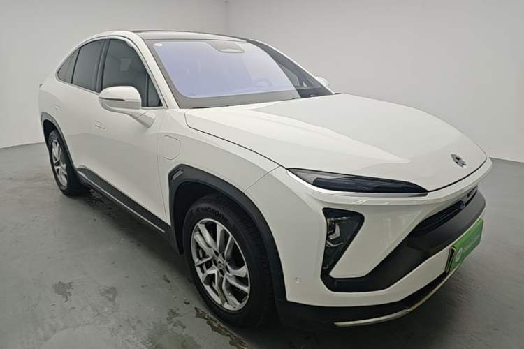 Used Nio EC6 2020 430 km Sport Version Front Right 45 Deg