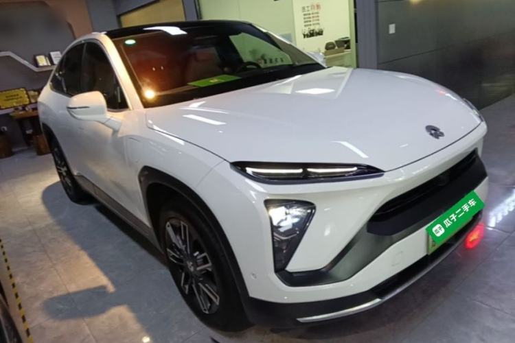 Used Nio EC6 2020 615 km Performance Edition Front Right 45 Deg