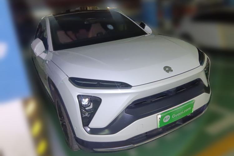 Used Nio EC6 2020 440 km Performance Version Front Right 45 Deg