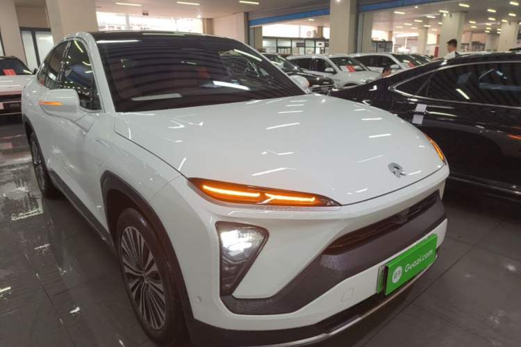 Used Nio EC6 2020 430 km Sport Version Front Right 45 Deg