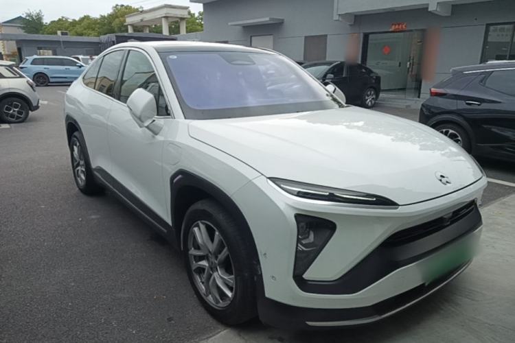 Used Nio EC6 2020 430 km Sport Version Front Right 45 Deg