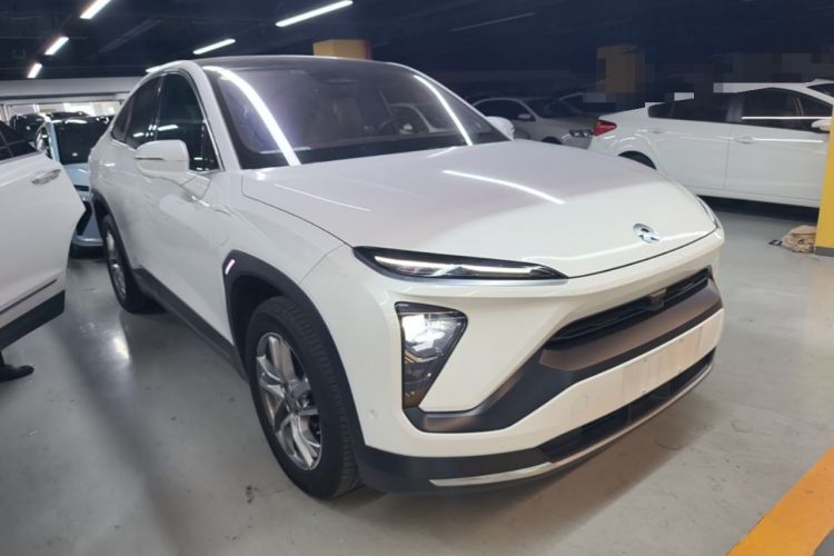 Used Nio EC6 2020 430 km Sport Version Front Right 45 Deg