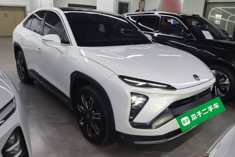 Used Nio EC6 2020 605 km Sport Edition Front Right 45 Deg
