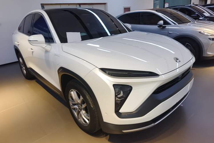 Used Nio EC6 2020 465 km Sport Edition Front Right 45 Deg