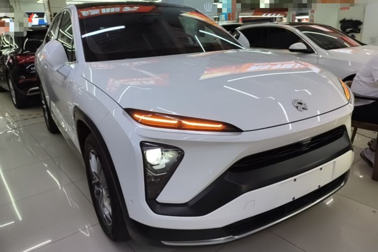 Used Nio EC6 2020 605 km Sport Edition Front Right 45 Deg