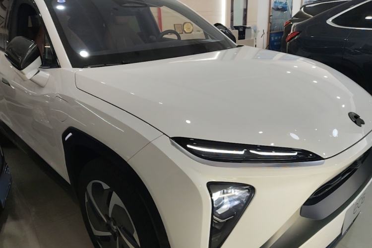 Used Nio EC6 2020 430 km Sport Version Front Right 45 Deg