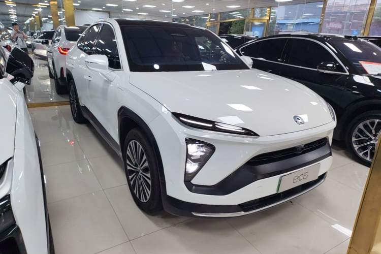 Used Nio EC6 2020 440 km Performance Version Front Right 45 Deg