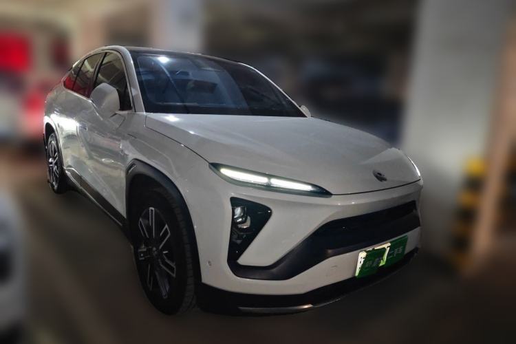 Used Nio EC6 2020 605 km Sport Edition Front Right 45 Deg