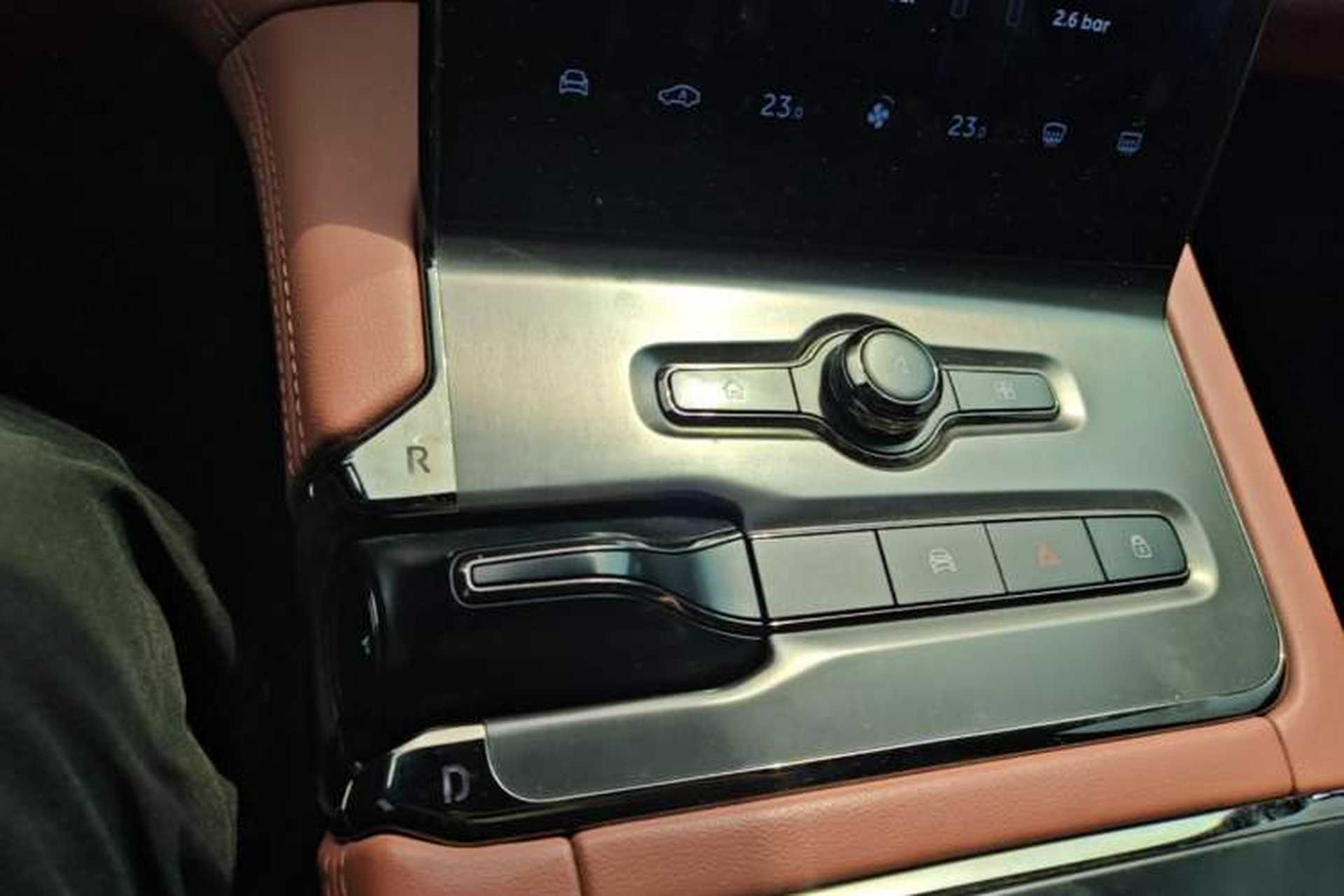 Used Nio EC6 2020 615 km Signature Edition Gear Lever