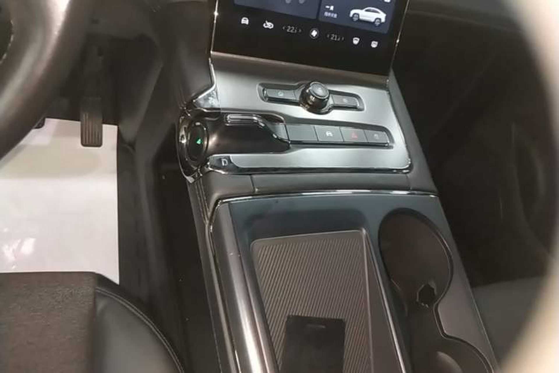 Used Nio EC6 2020 465 km Sport Edition Gear Lever