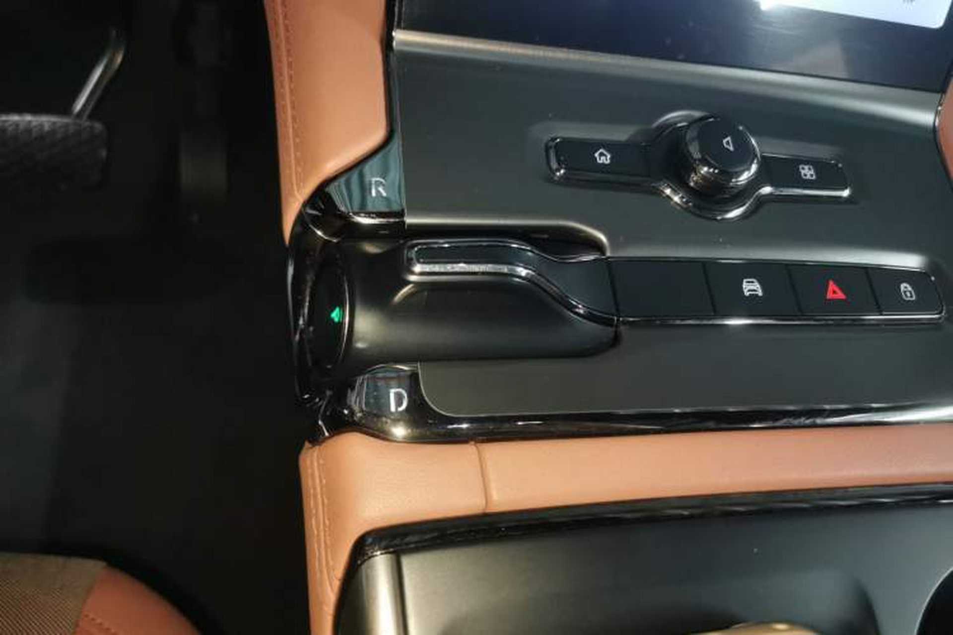 Used Nio EC6 2020 465 km Sport Edition Gear Lever