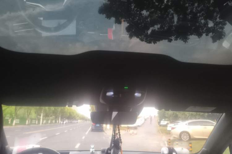 Used Nio EC6 2020 440 km Performance Version Headliner