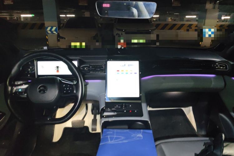 Used Nio EC6 2020 615 km Performance Edition Headliner